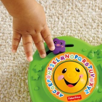 Fisher-Price-Rock-and-Learn-Guitar-0-3