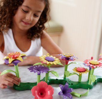 Green-Toys-Build-a-Bouquet-Floral-Arrangement-Playset-0-2
