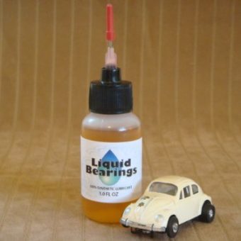 Liquid-Bearings-100-synthetic-oil-for-all-HO-scale-slot-cars-makes-cars-faster-0-1