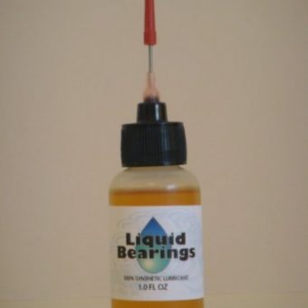 Liquid-Bearings-100-synthetic-oil-for-all-HO-scale-slot-cars-makes-cars-faster-0