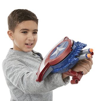 Marvel-Captain-America-Civil-War-Blaster-Reveal-Shield-0-3
