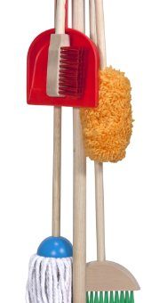 Melissa-Doug-Lets-Play-House-Dust-Sweep-and-Mop-0