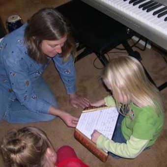 World-of-Harmony-Music-Volume-3A-Childs-Play-A-Beginners-Collection-of-28-Favorite-Childhood-Songs-Written-for-Zither-Lap-Harp-Plucked-Psaltery-and-Cymbala-0-3